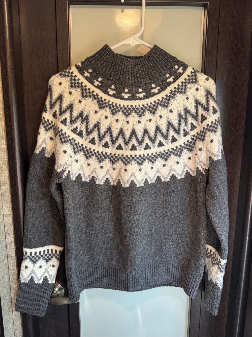 Max Studio Fair Isle Nordic Knit Sweater Gray Cream Women’s M